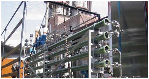 �¹�ESCON���ӽ�����ɫ�׷���ϵ